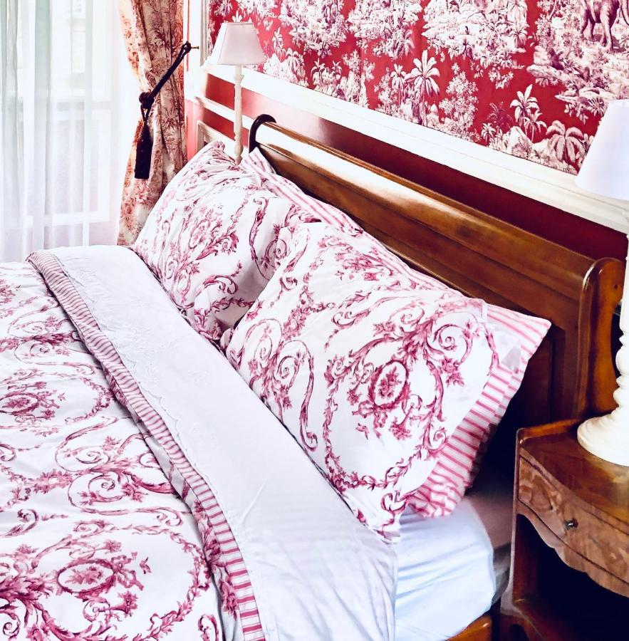 L'Hotel De Herce Chambre D'Hote Mayenne Eksteriør billede